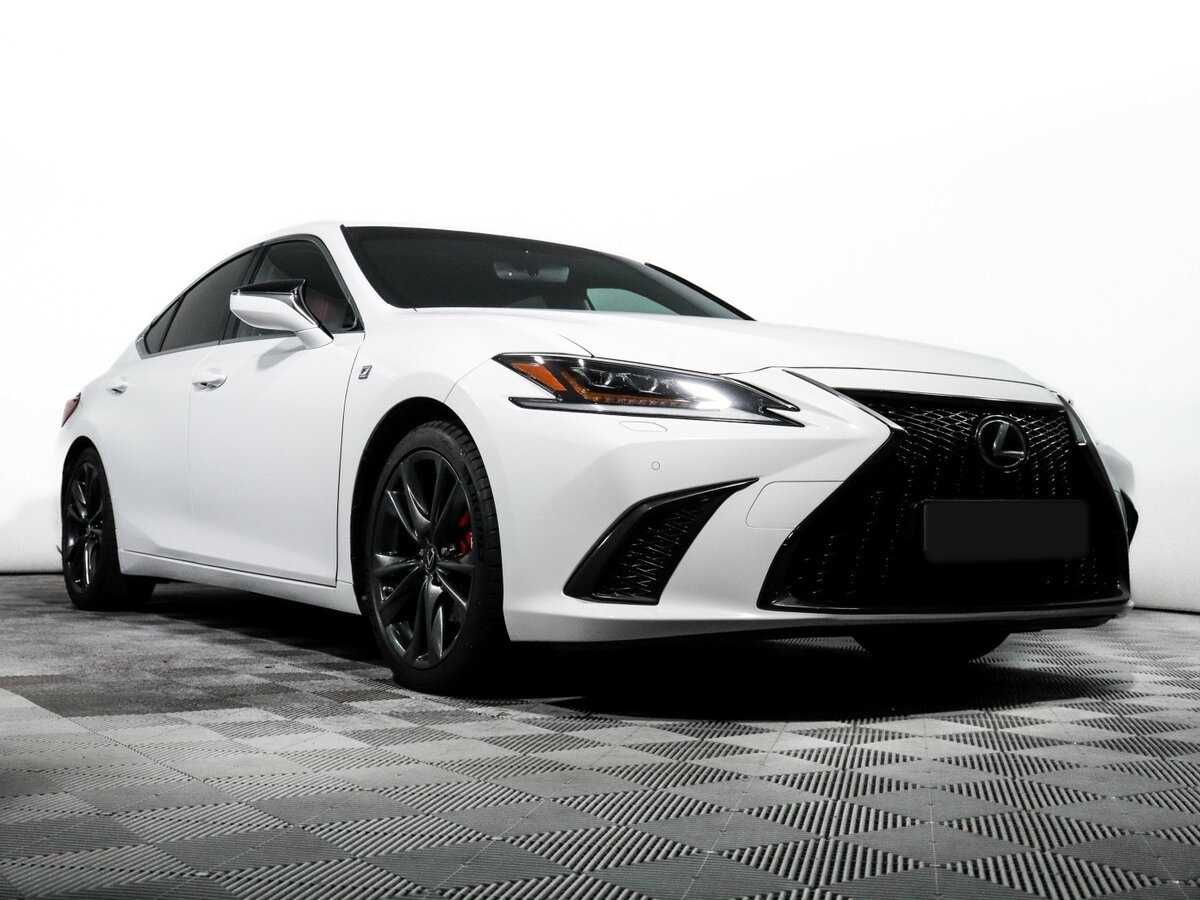 Lexus ES с пробегом — 2018 год. Фото: #14