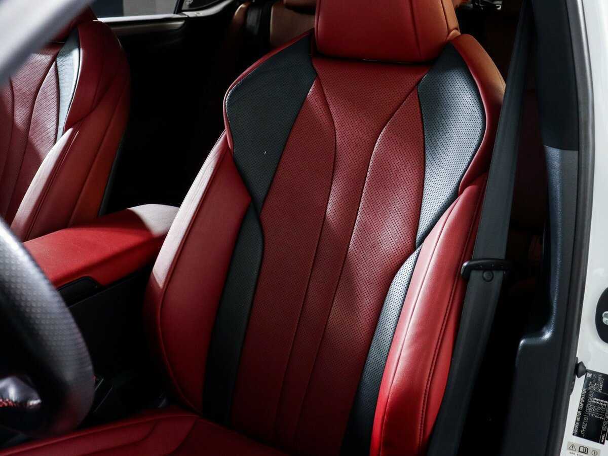 Lexus ES с пробегом — 2018 год. Фото: #16