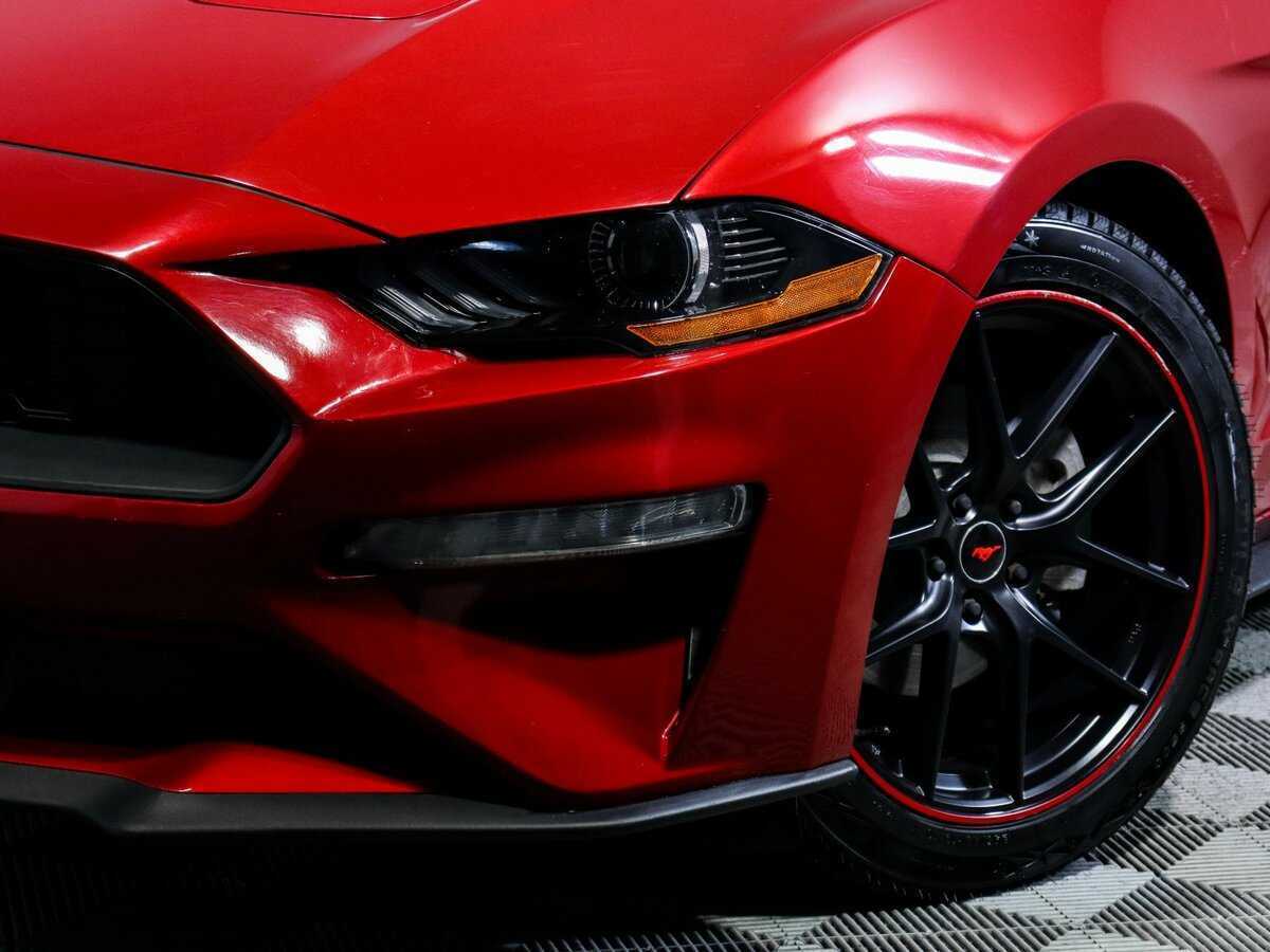 Ford Mustang с пробегом — 2020 год. Фото: #12