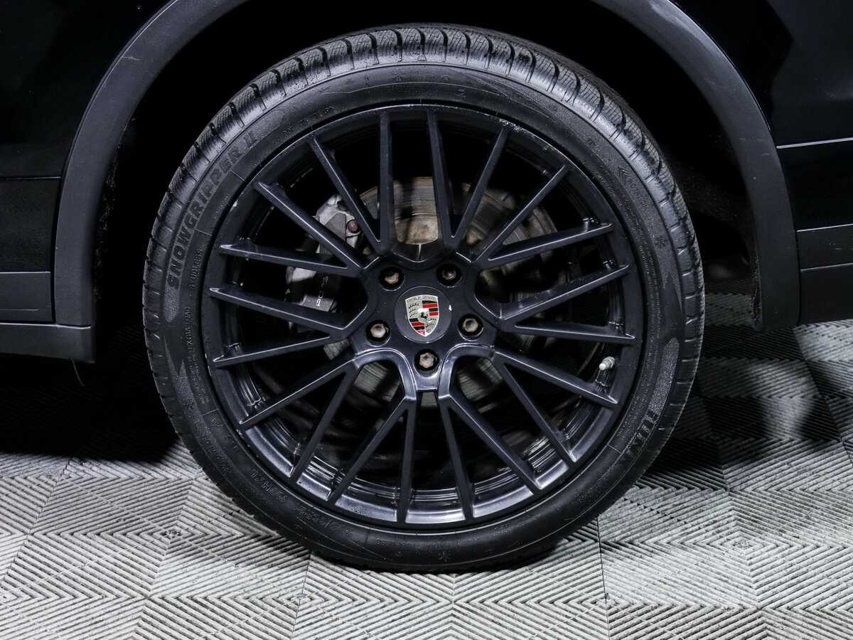 Porsche Cayenne с пробегом — 2014 год. Фото: #14