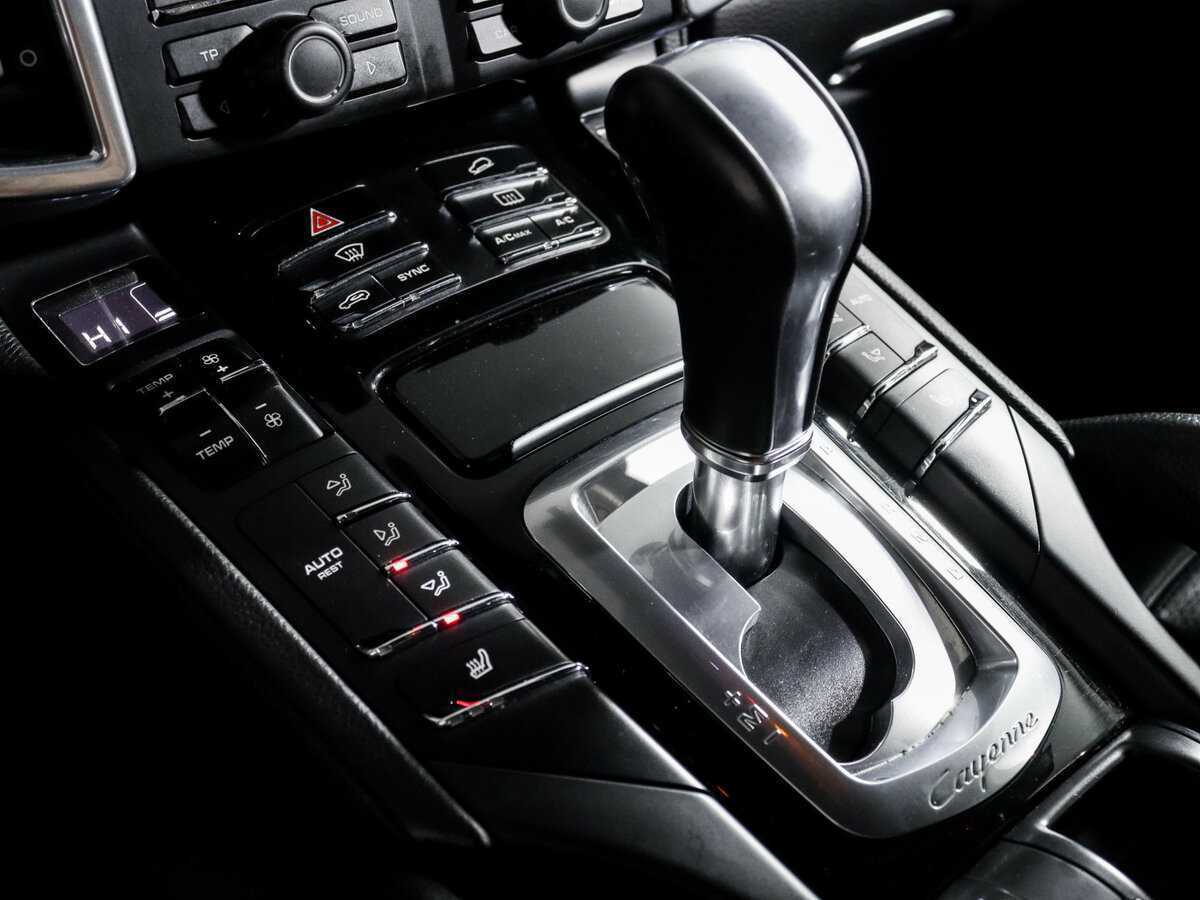 Porsche Cayenne с пробегом — 2014 год. Фото: #18