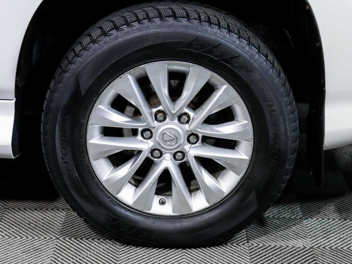 Lexus GX с пробегом — 2014 год. Фото: #11