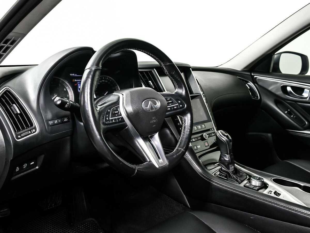 Infiniti Q50 с пробегом — 2018 год. Фото: #11