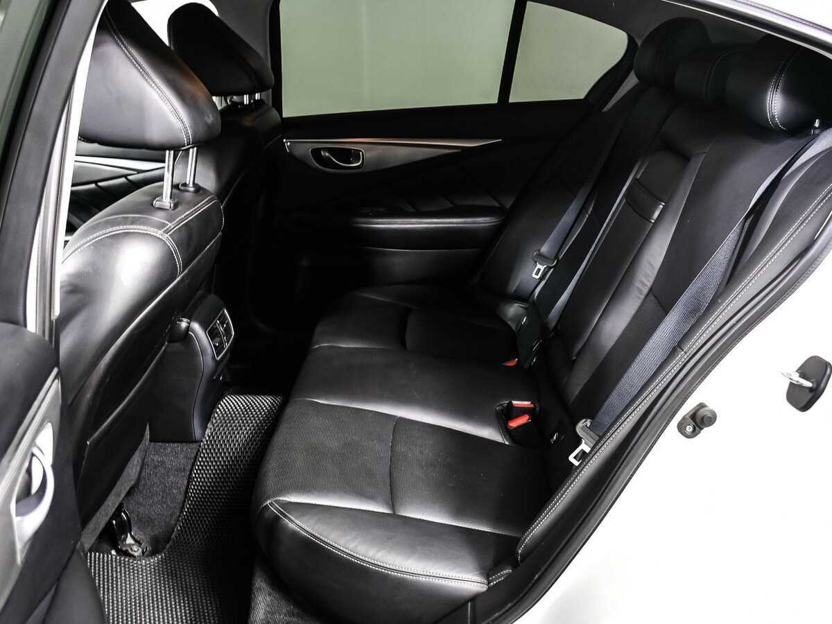 Infiniti Q50 с пробегом — 2018 год. Фото: #12