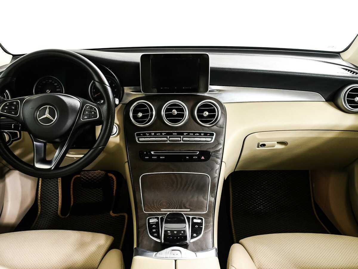 Mercedes-Benz GLC с пробегом — 2018 год. Фото: #10