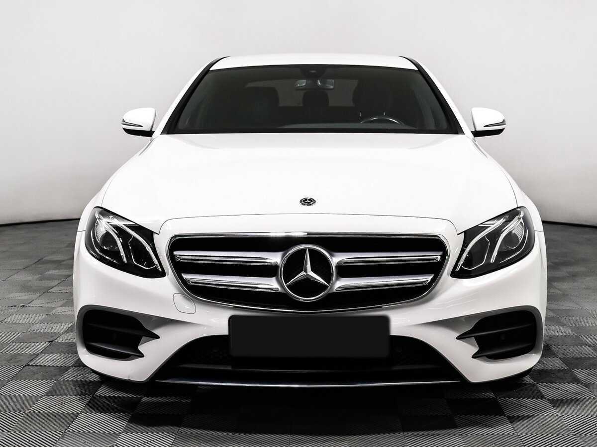 Mercedes-Benz E-Класс с пробегом — 2019 год. Фото: #1