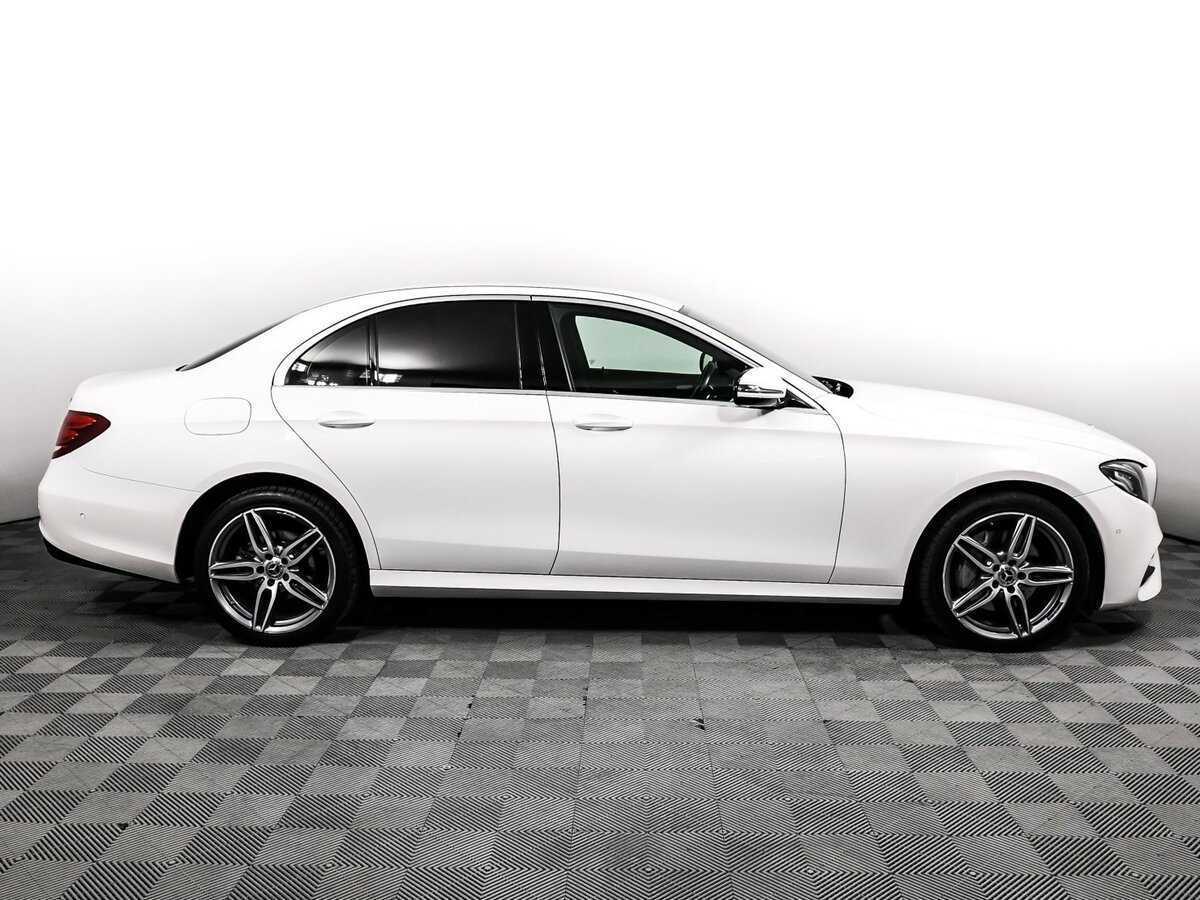 Mercedes-Benz E-Класс с пробегом — 2019 год. Фото: #3