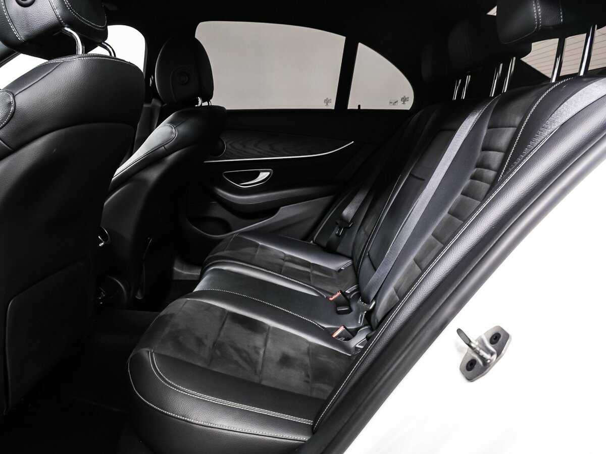 Mercedes-Benz E-Класс с пробегом — 2019 год. Фото: #12