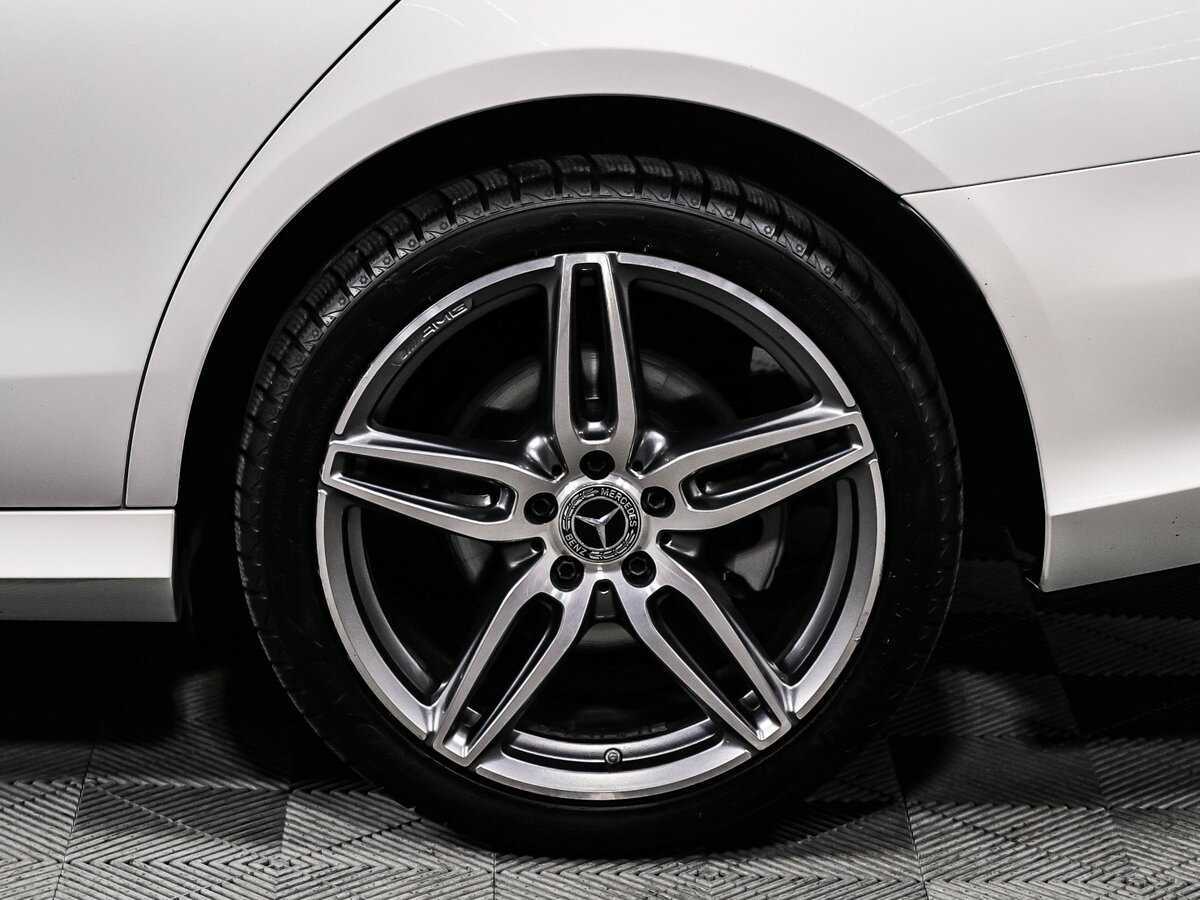 Mercedes-Benz E-Класс с пробегом — 2019 год. Фото: #14