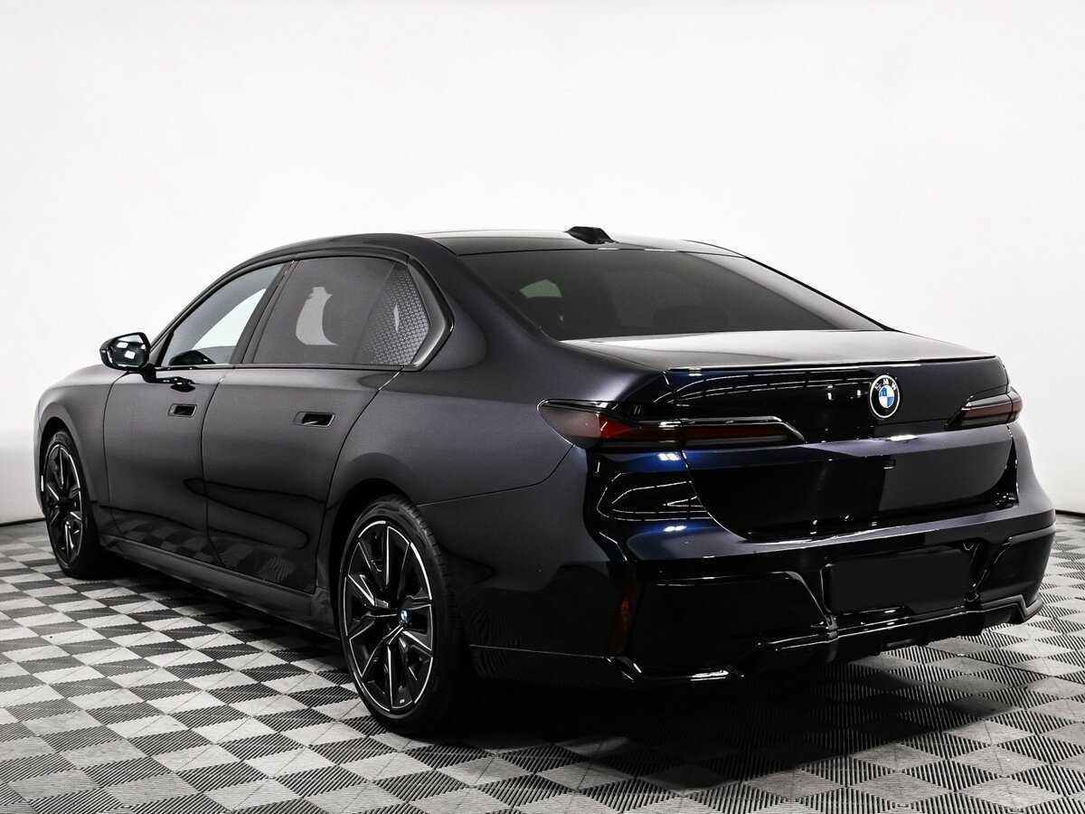 BMW 7 серии с пробегом — 2023 год. Фото: #6