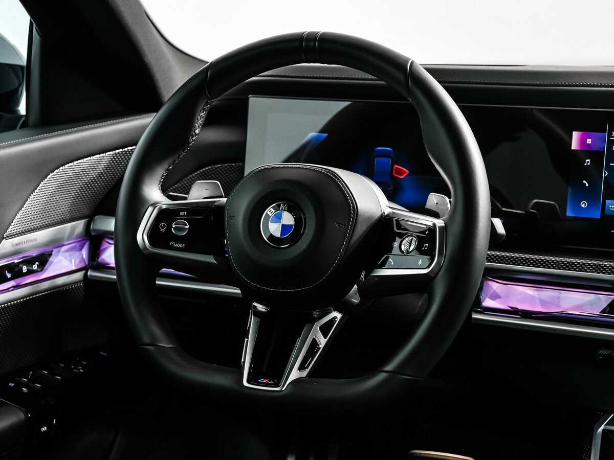 BMW 7 серии с пробегом — 2023 год. Фото: #11
