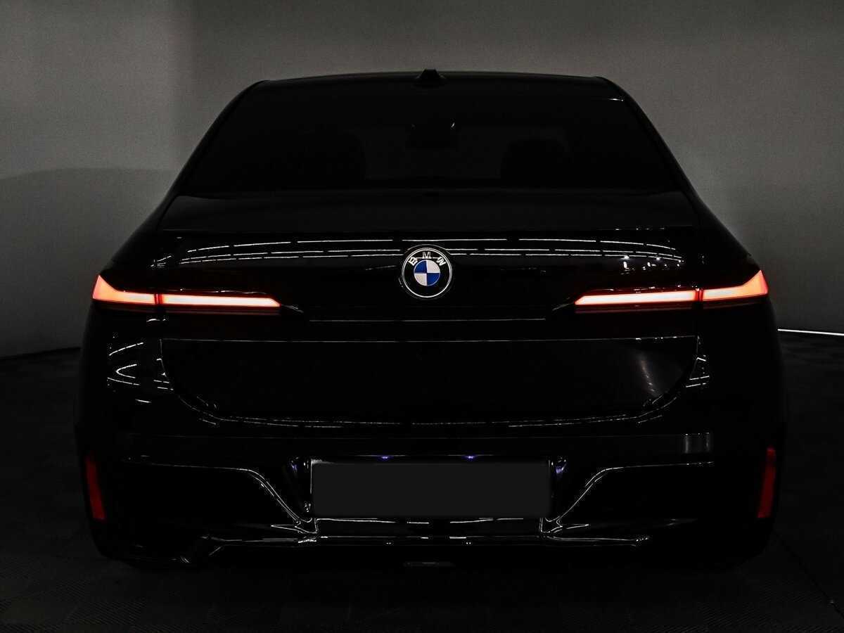 BMW 7 серии с пробегом — 2023 год. Фото: #25