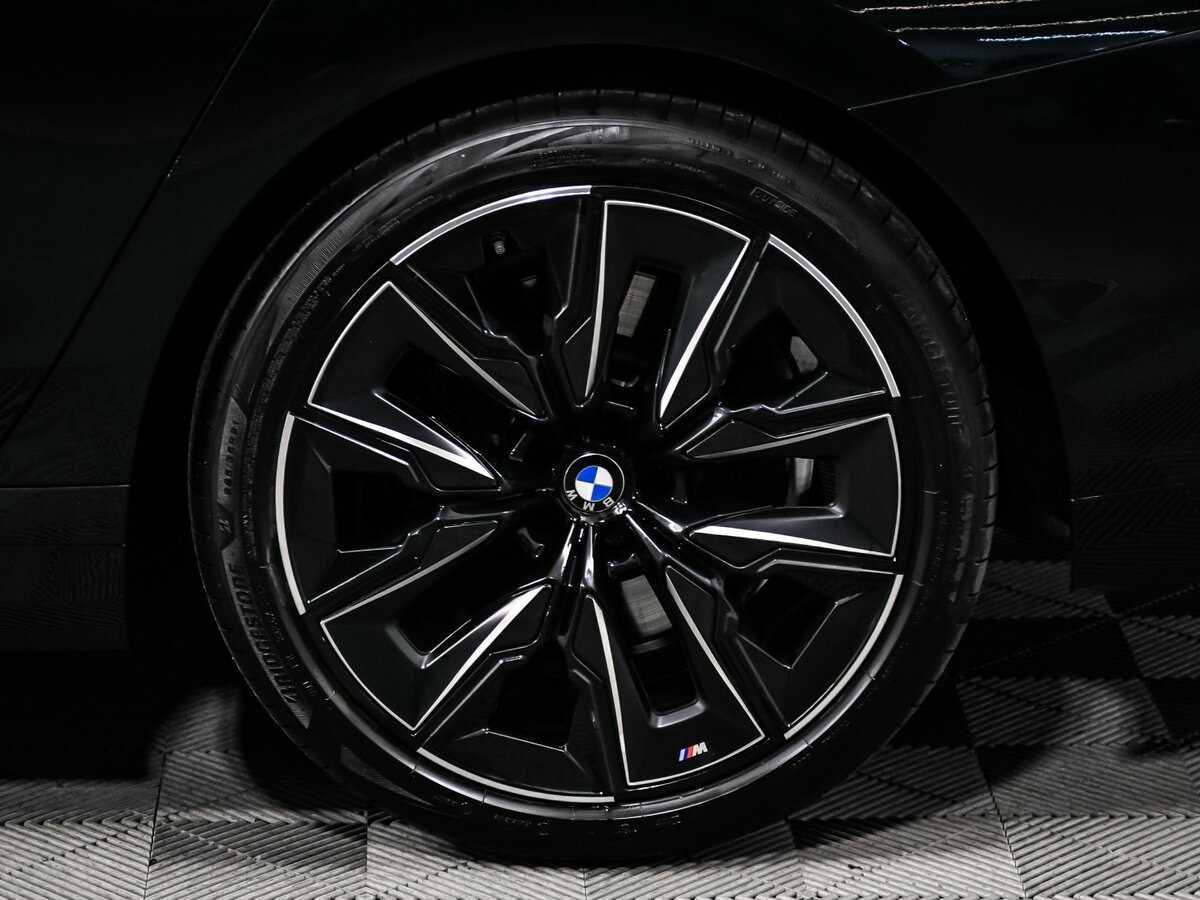 BMW 7 серии с пробегом — 2023 год. Фото: #26