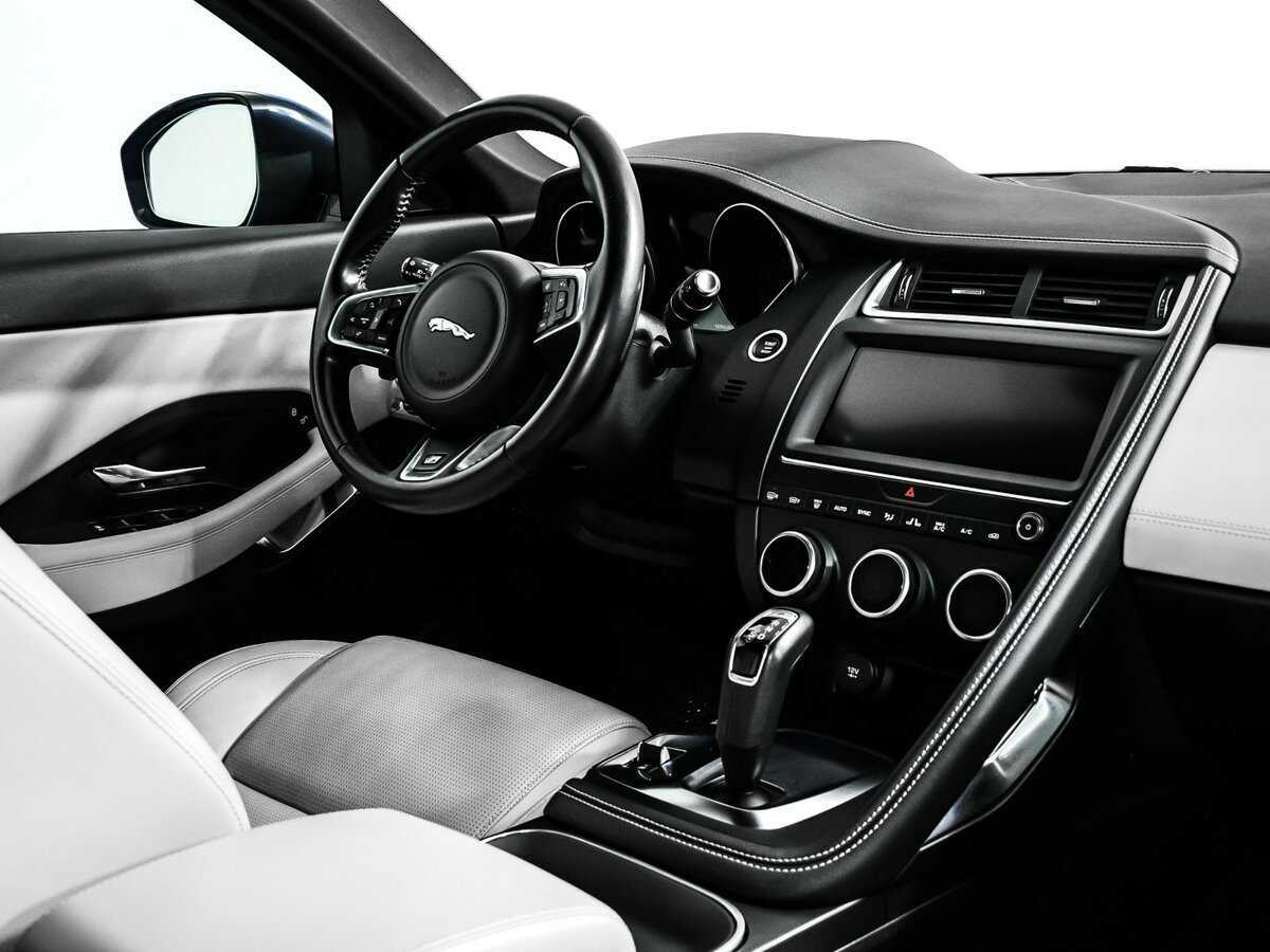 Jaguar E-Pace с пробегом — 2018 год. Фото: #8