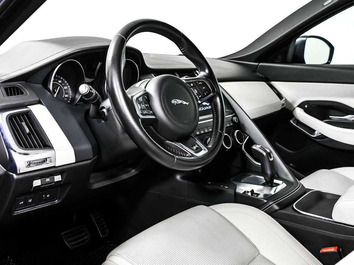 Jaguar E-Pace с пробегом — 2018 год. Фото: #11