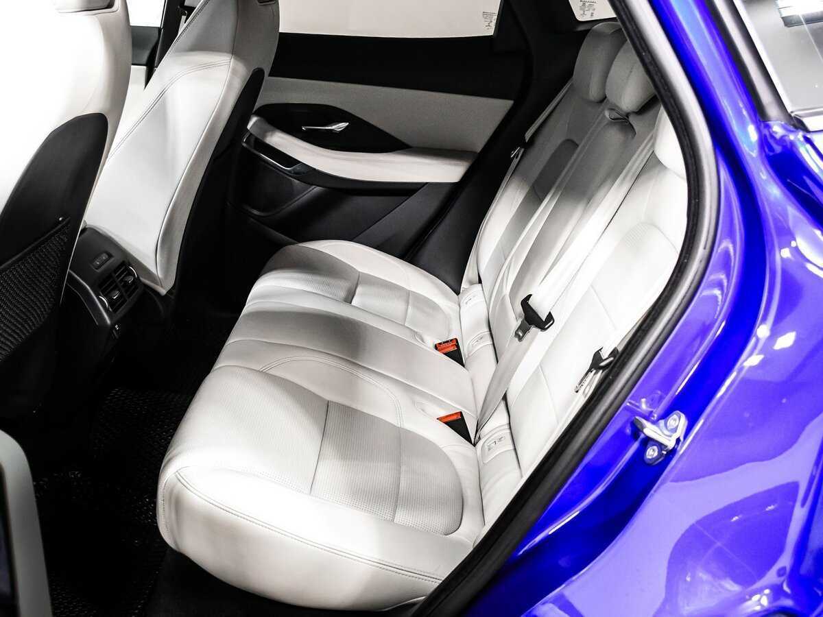 Jaguar E-Pace с пробегом — 2018 год. Фото: #12