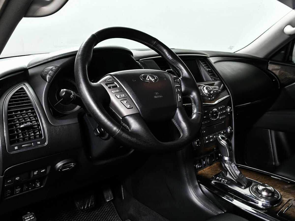 Infiniti QX56 с пробегом — 2011 год. Фото: #12