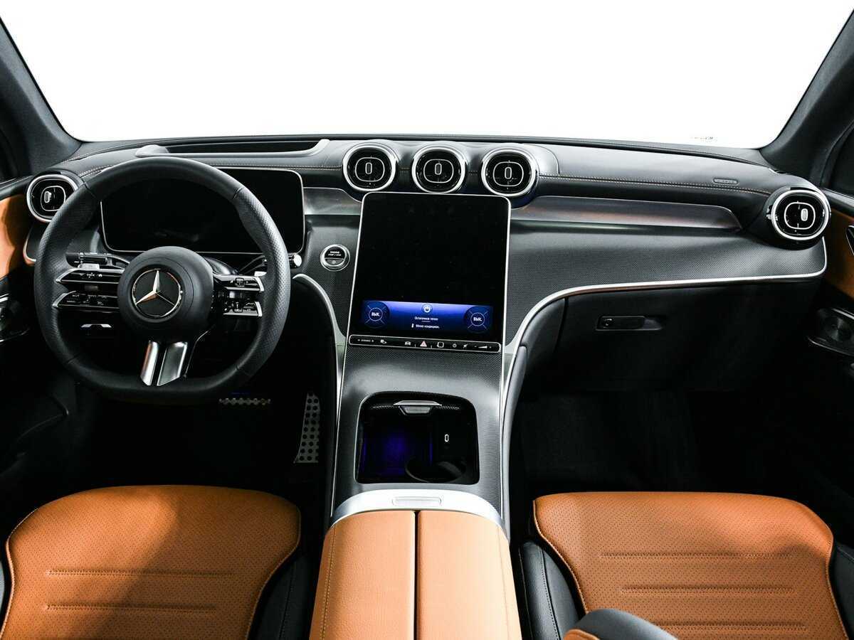 Mercedes-Benz GLC Coupe с пробегом — 2024 год. Фото: #10