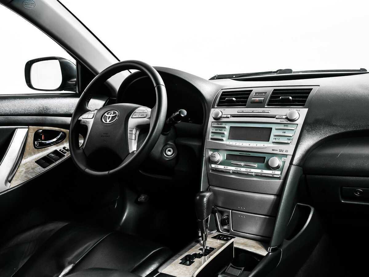Toyota Camry с пробегом — 2007 год. Фото: #8