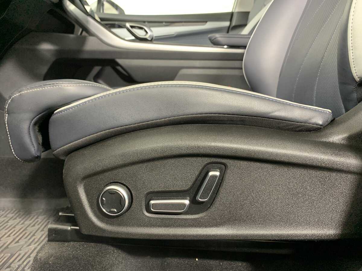 Geely Atlas с пробегом — 2023 год. Фото: #16