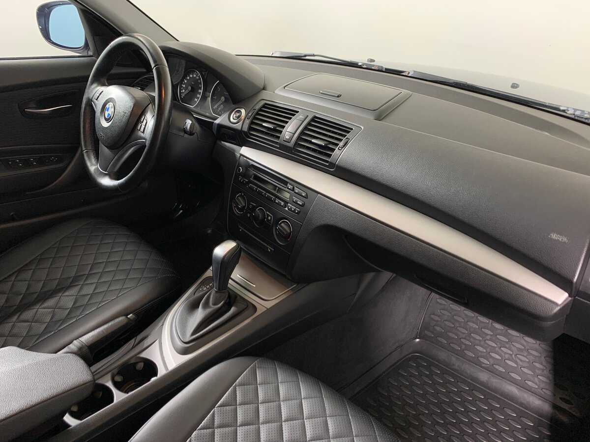 BMW 1 серии с пробегом — 2011 год. Фото: #13