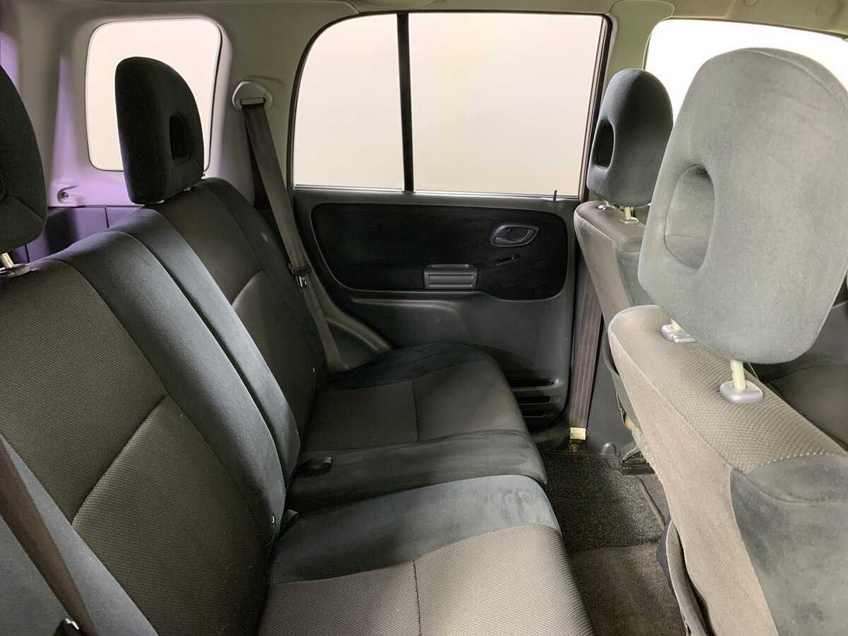 Suzuki Grand Vitara с пробегом — 2004 год. Фото: #17