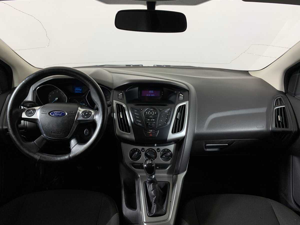 Ford Focus с пробегом — 2011 год. Фото: #12