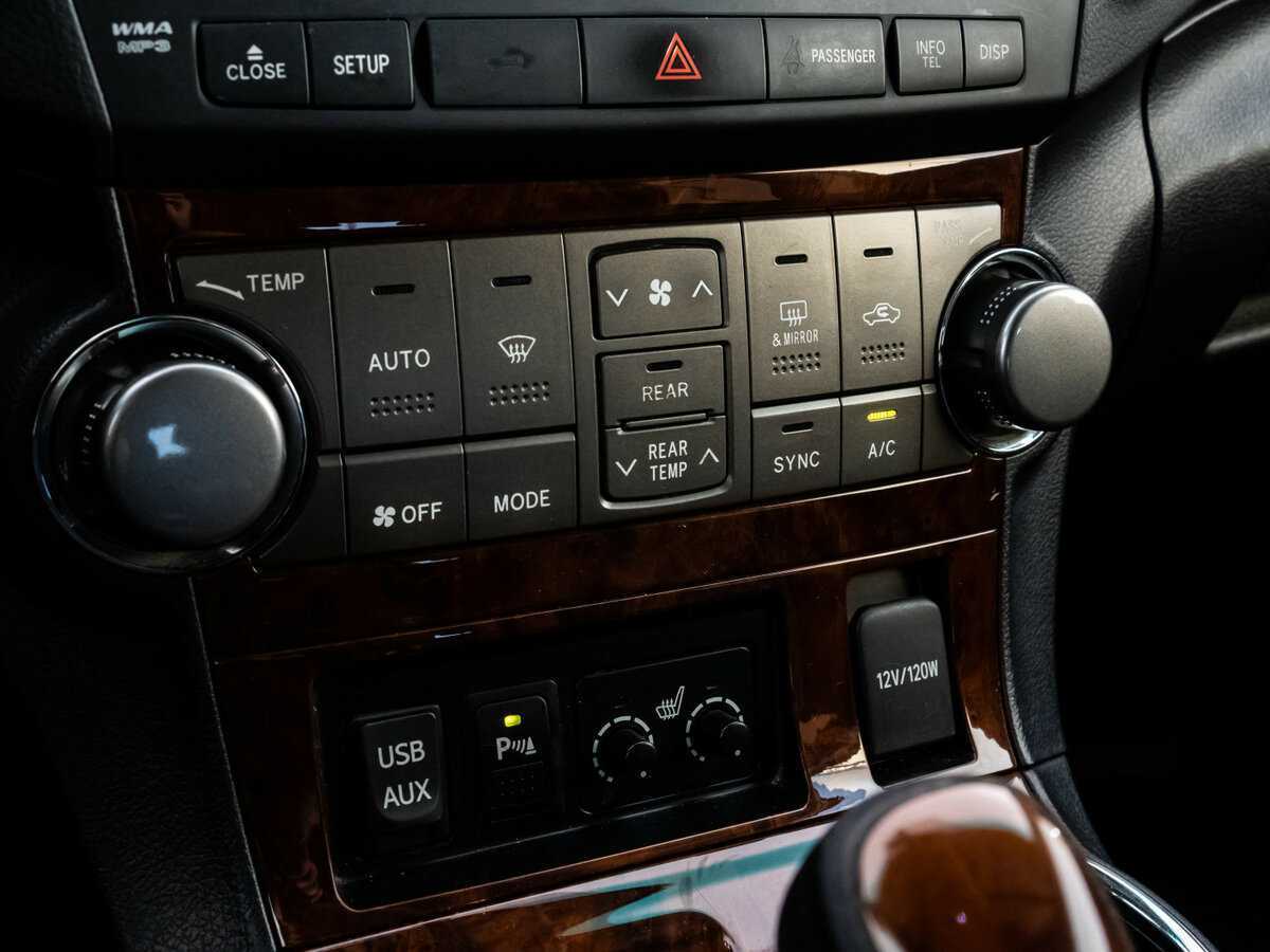 Toyota Highlander с пробегом — 2011 год. Фото: #12