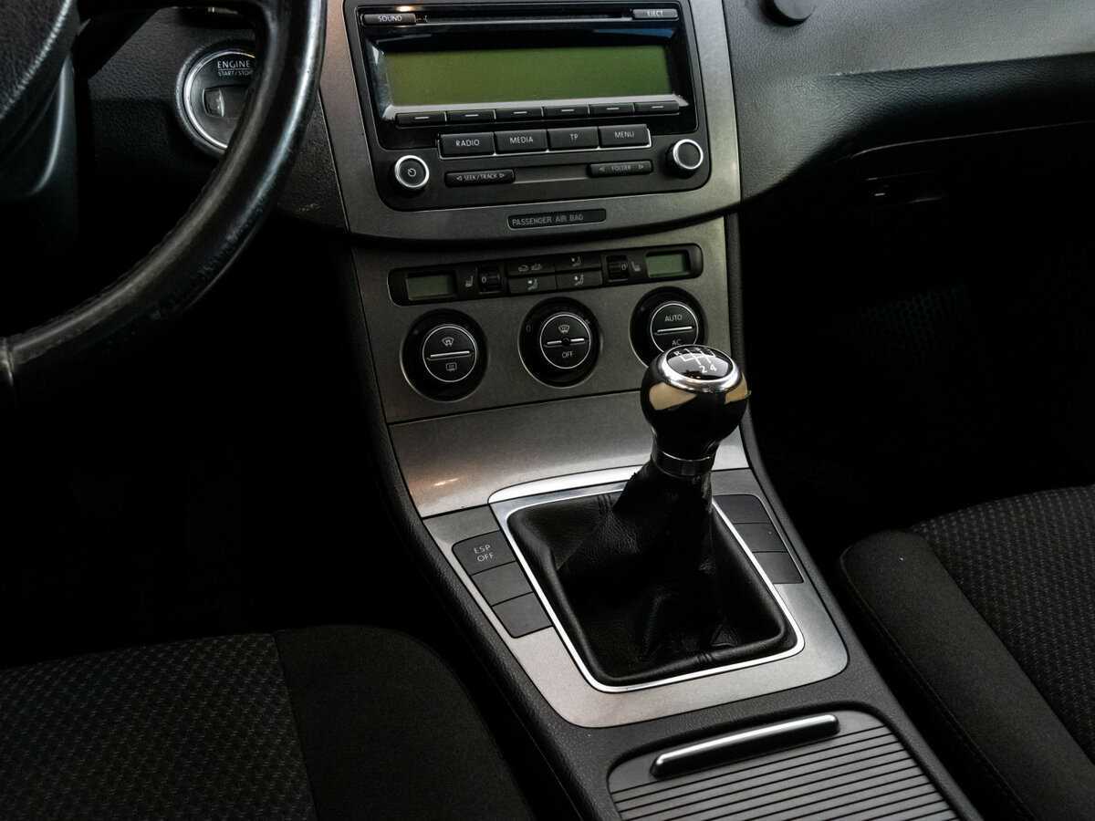 Volkswagen Passat с пробегом — 2008 год. Фото: #9