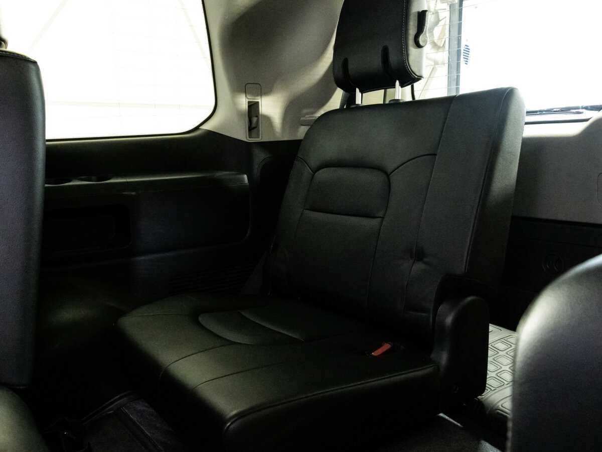 Toyota Land Cruiser с пробегом — 2012 год. Фото: #20