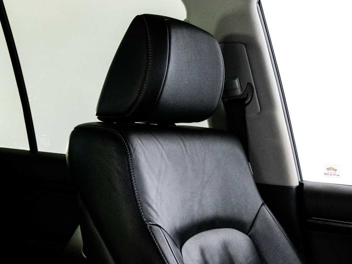 Toyota Land Cruiser с пробегом — 2012 год. Фото: #22