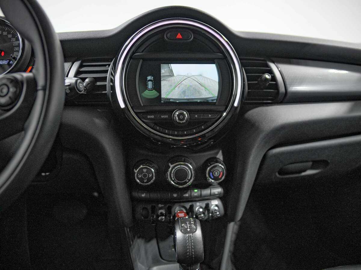 Mini Hatch с пробегом — 2018 год. Фото: #8