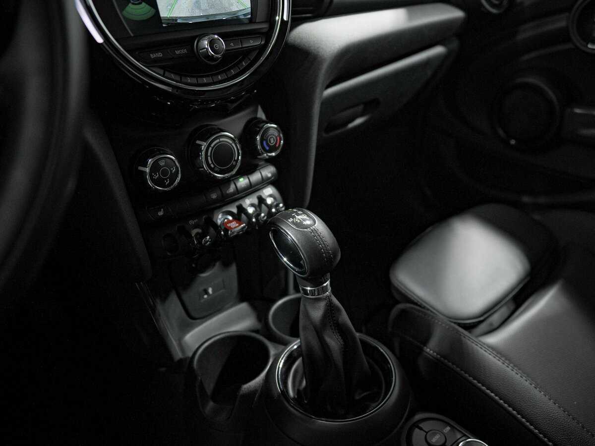 Mini Hatch с пробегом — 2018 год. Фото: #9