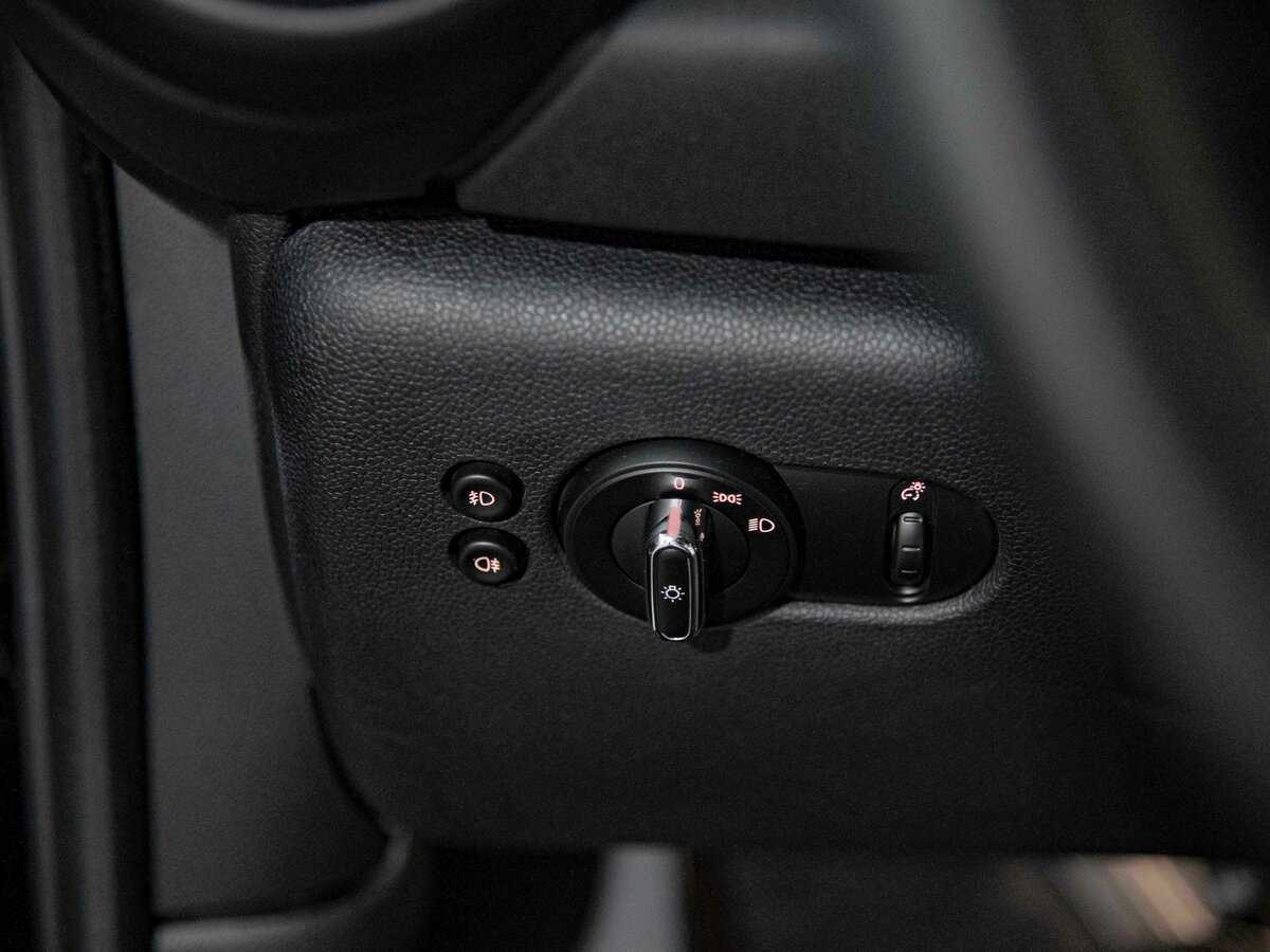 Mini Hatch с пробегом — 2018 год. Фото: #13