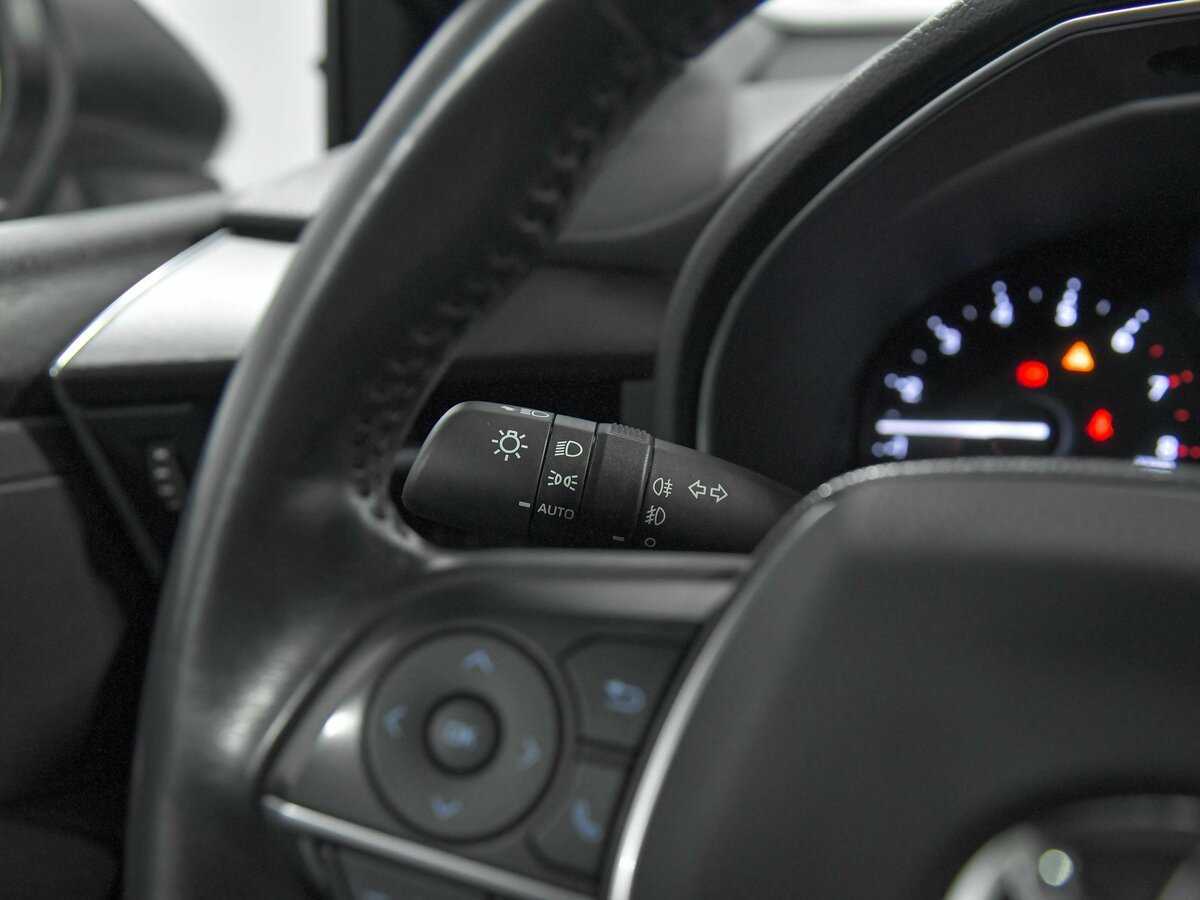 Toyota Avalon с пробегом — 2021 год. Фото: #8