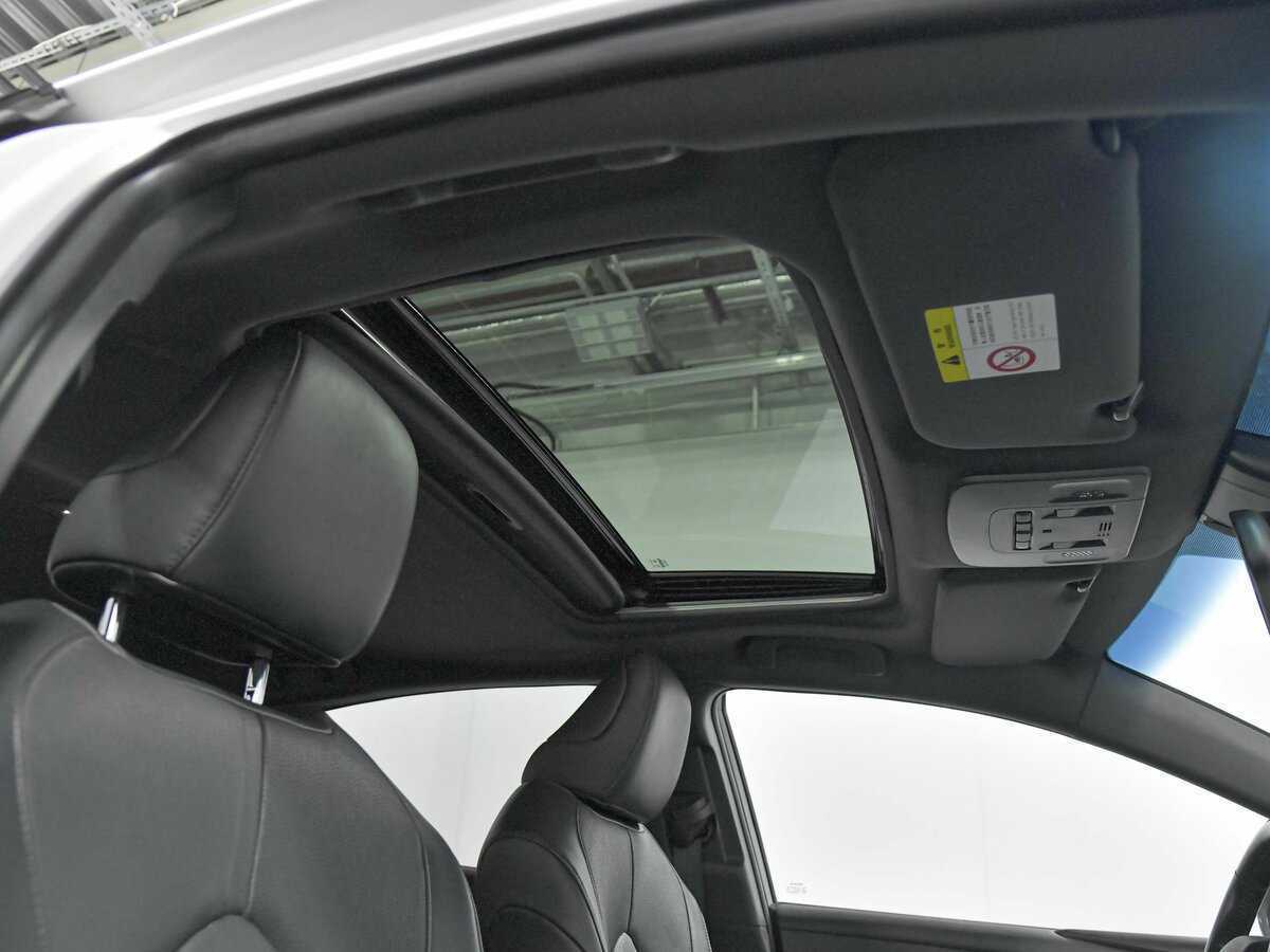 Toyota Avalon с пробегом — 2021 год. Фото: #17