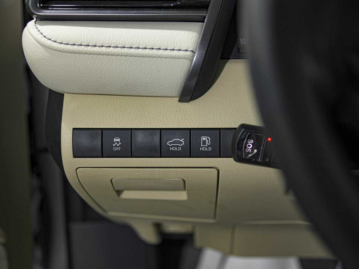 Toyota Camry с пробегом — 2023 год. Фото: #11