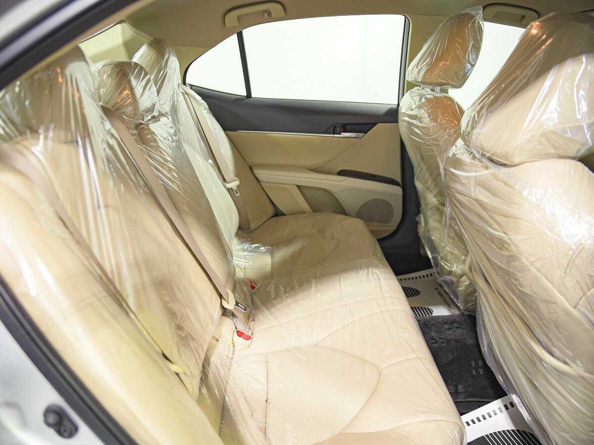 Toyota Camry с пробегом — 2023 год. Фото: #14