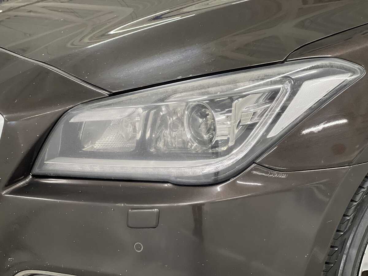 Hyundai Genesis с пробегом — 2014 год. Фото: #15