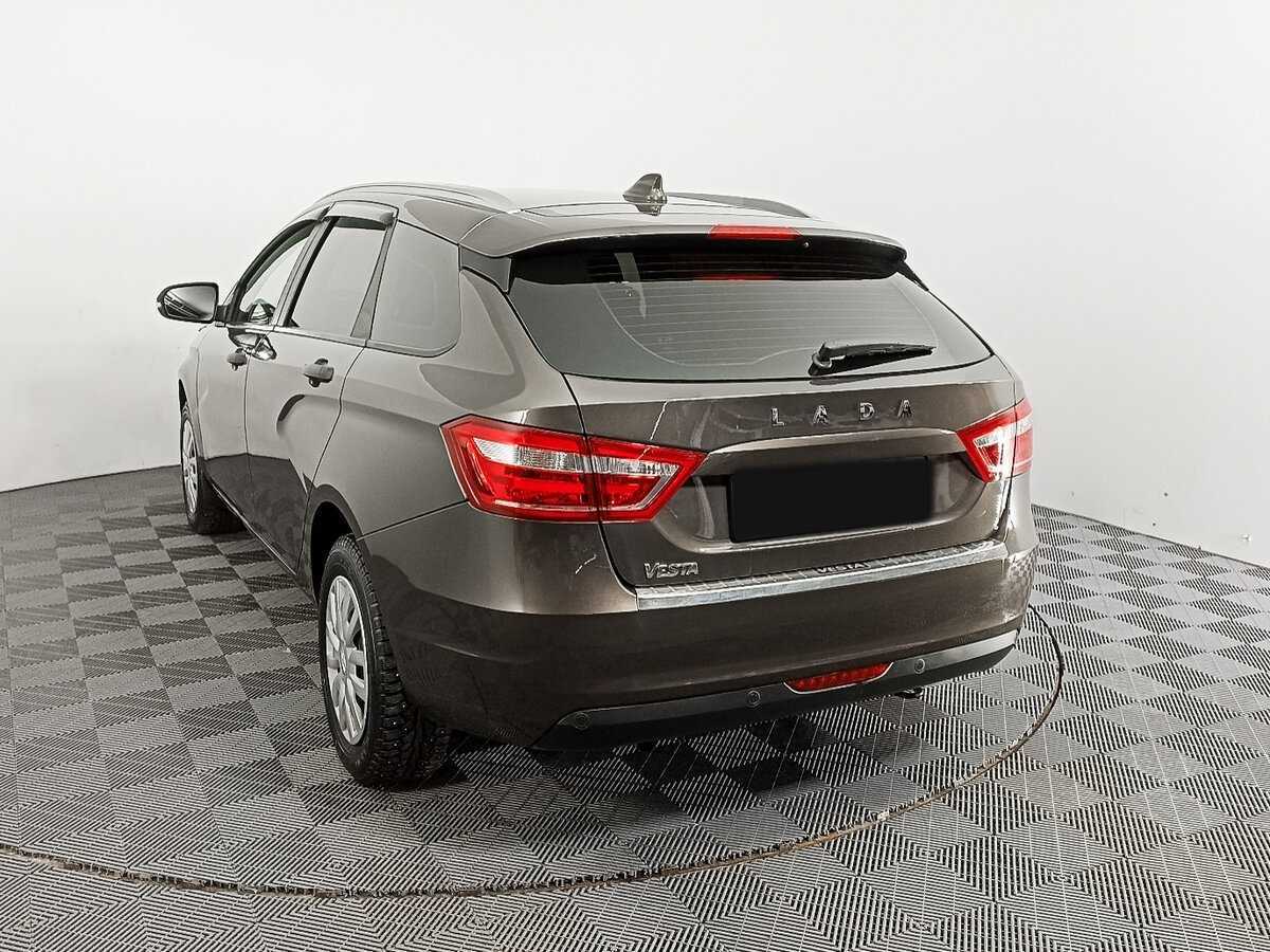 Lada (ВАЗ) Vesta с пробегом — 2021 год. Фото: #6