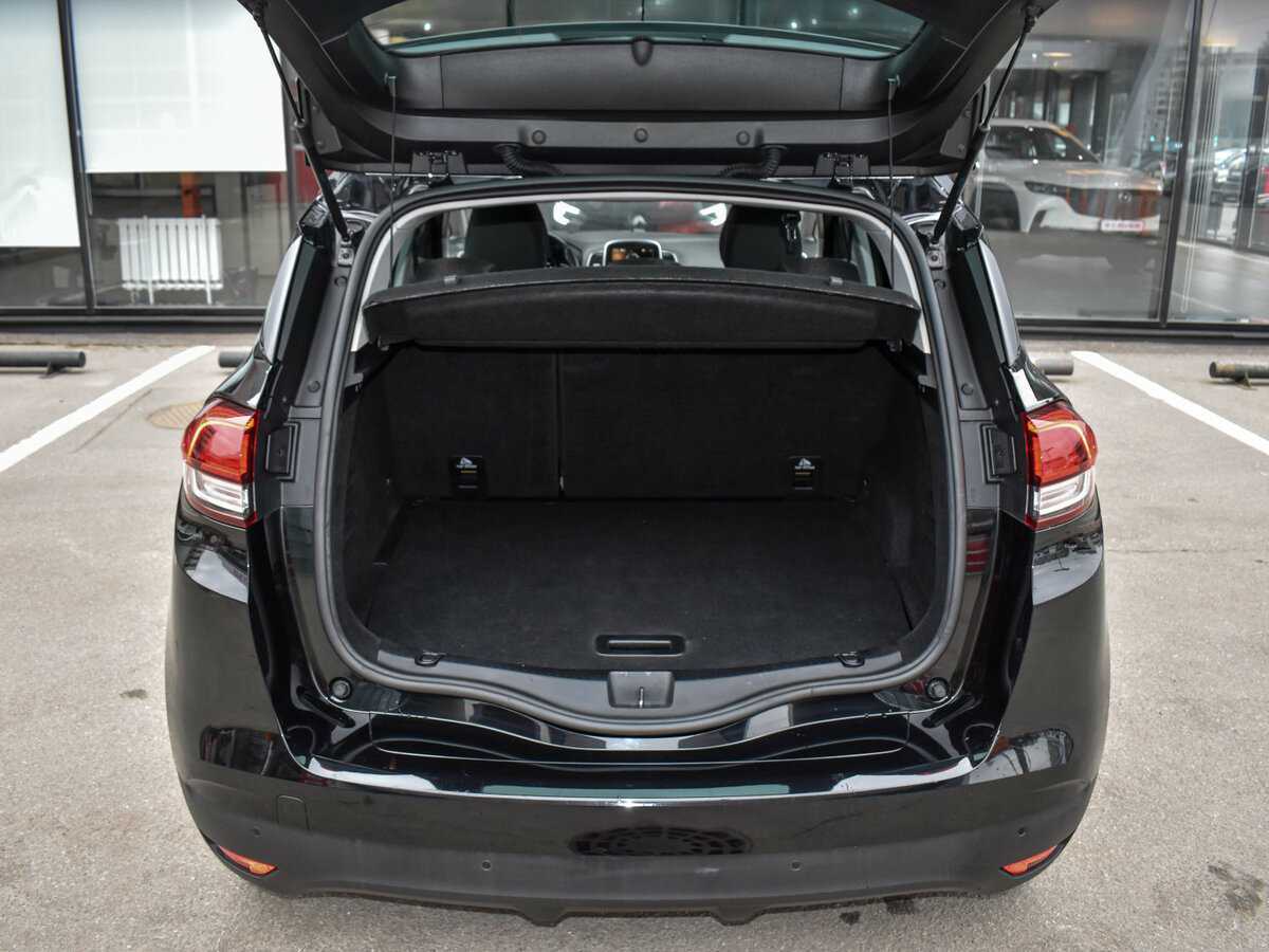 Renault Scenic с пробегом — 2018 год. Фото: #20