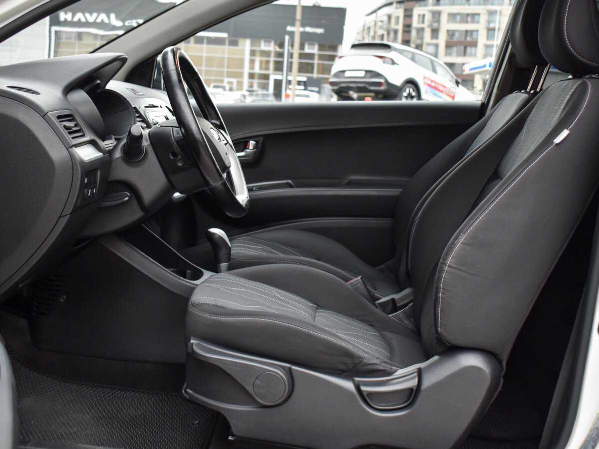 Kia Picanto с пробегом — 2013 год. Фото: #9