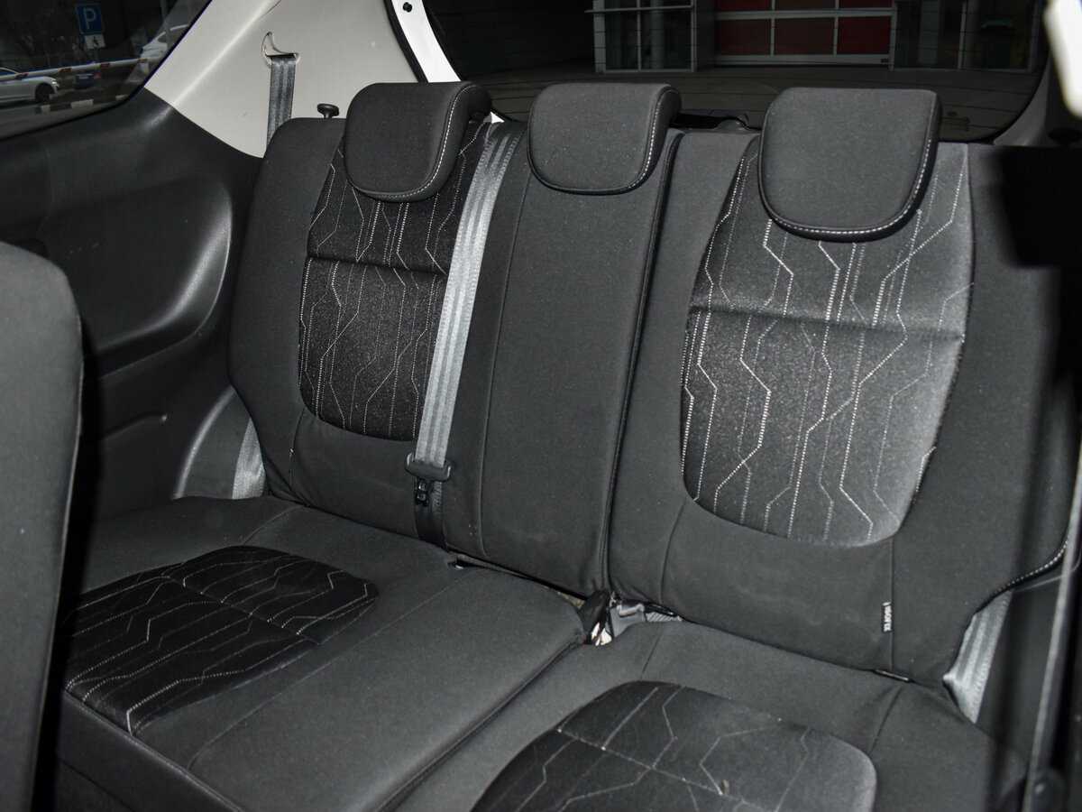 Kia Picanto с пробегом — 2013 год. Фото: #10