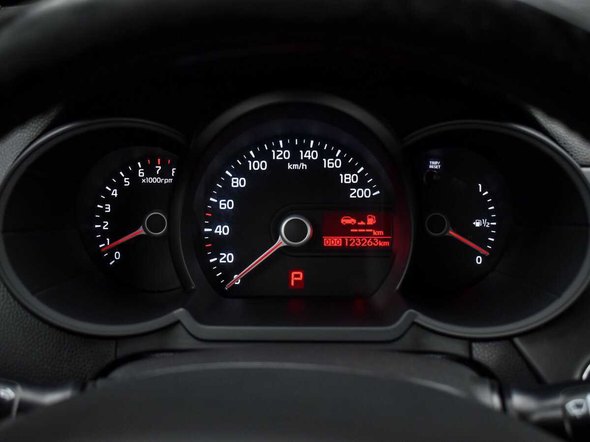 Kia Picanto с пробегом — 2013 год. Фото: #15