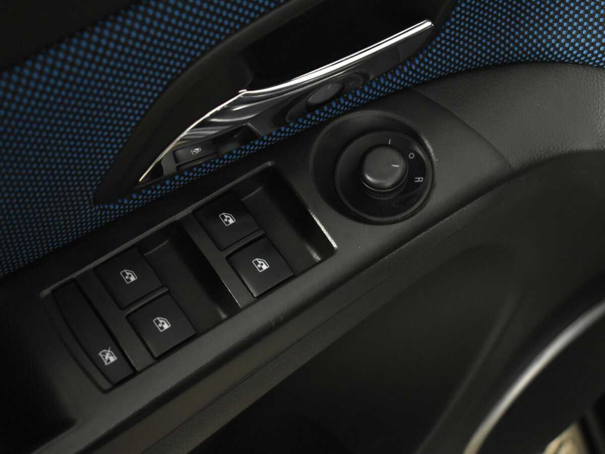 Chevrolet Cruze с пробегом — 2011 год. Фото: #10