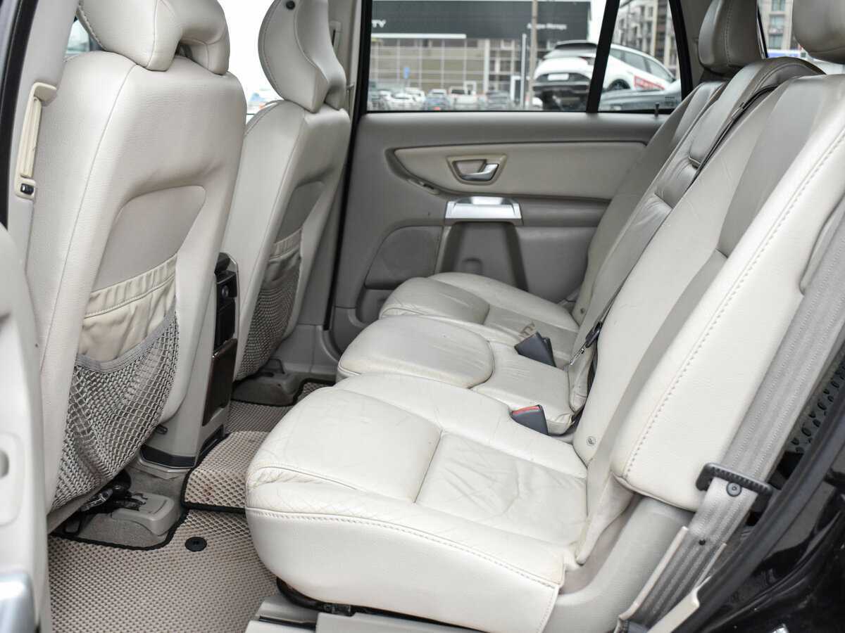 Volvo XC90 с пробегом — 2004 год. Фото: #11
