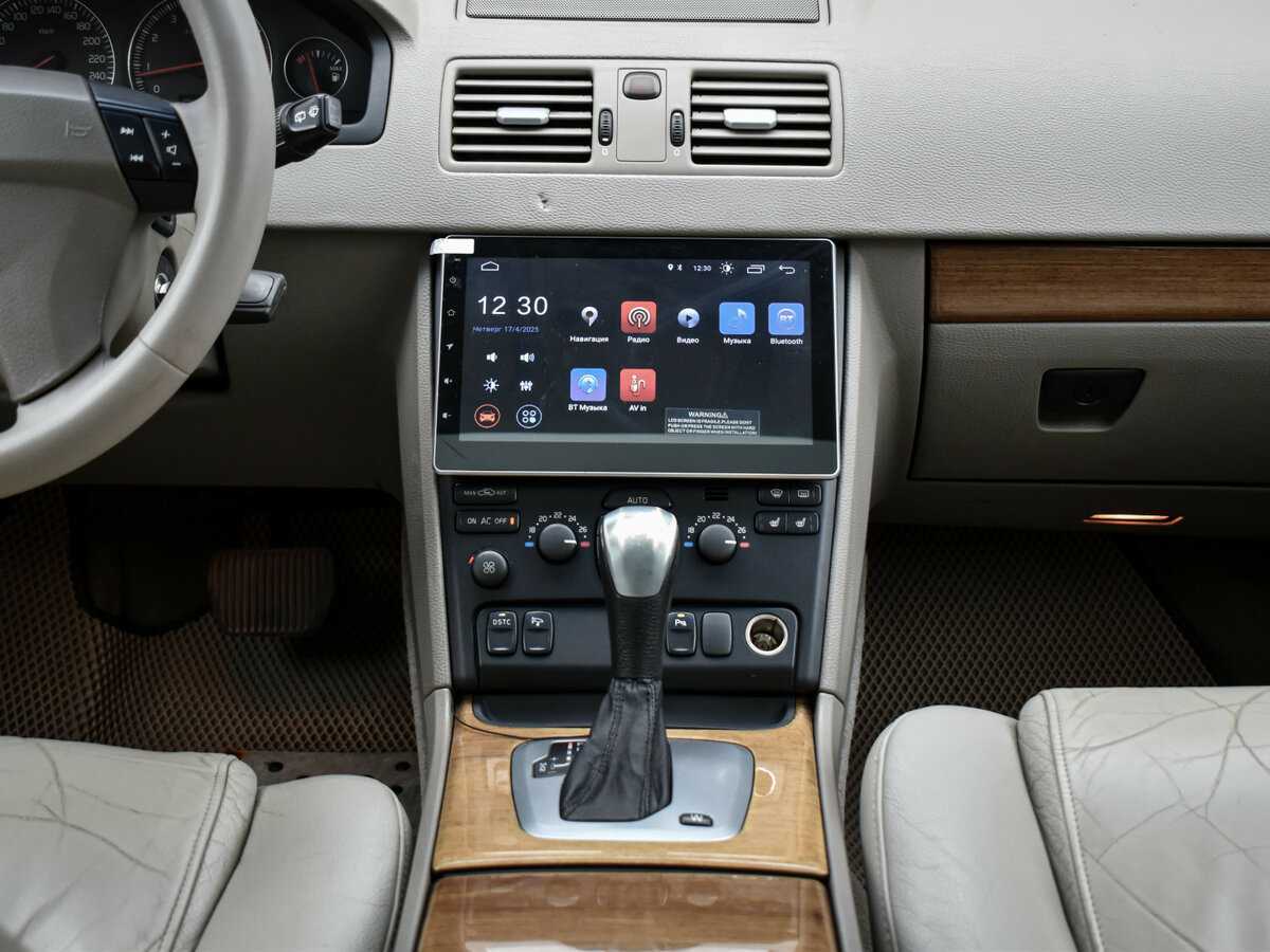 Volvo XC90 с пробегом — 2004 год. Фото: #13