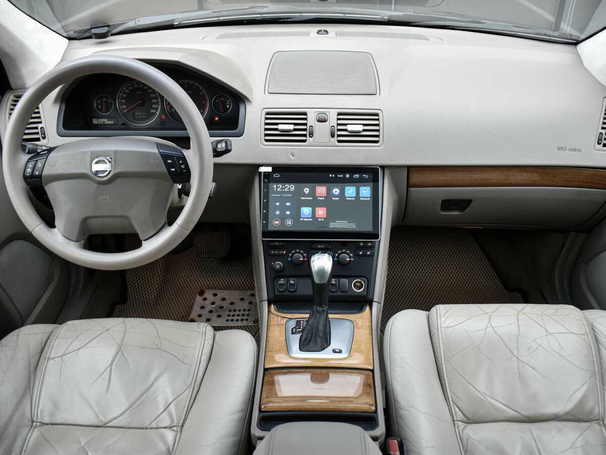 Volvo XC90 с пробегом — 2004 год. Фото: #18