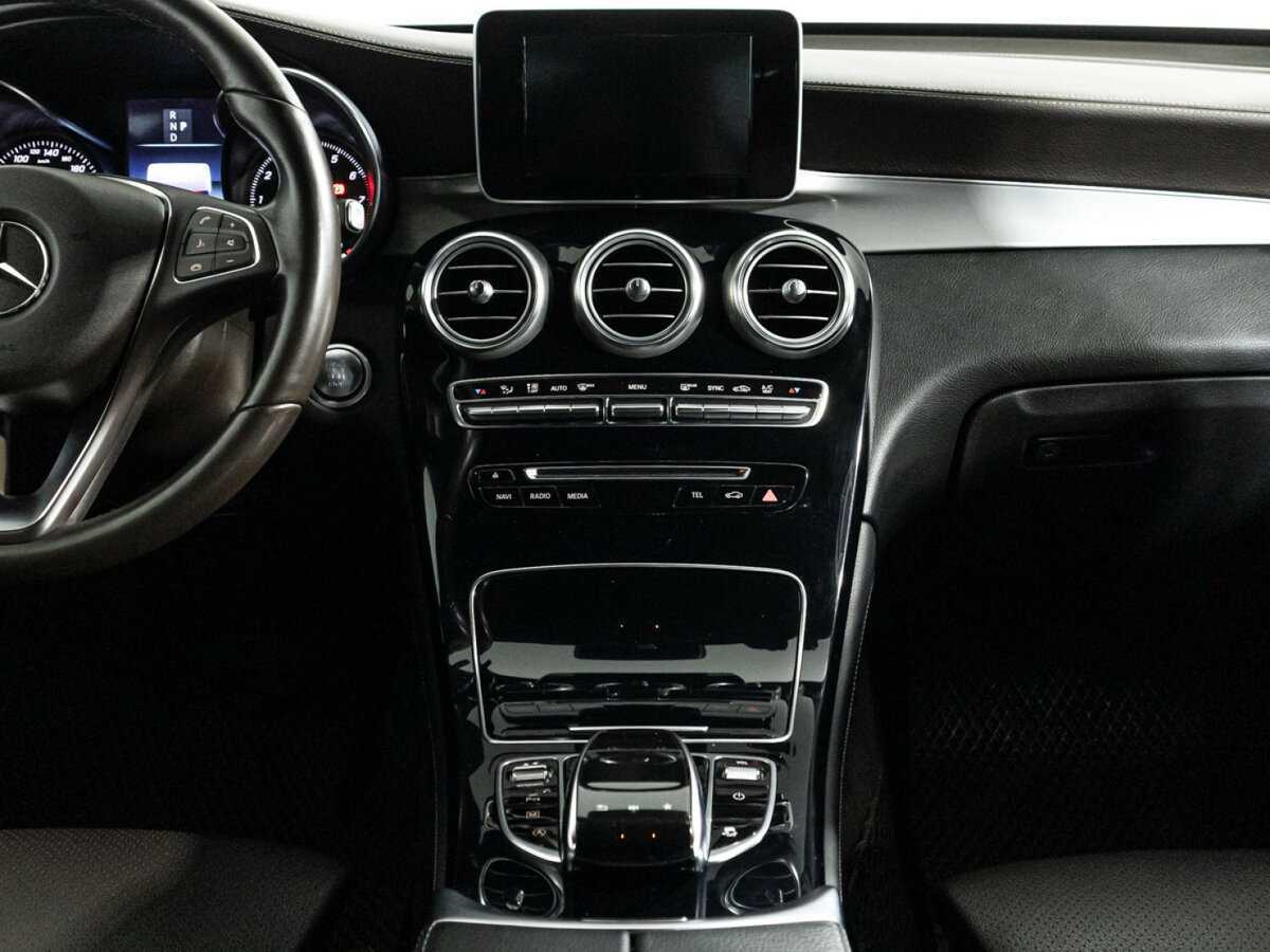 Mercedes-Benz GLC Coupe с пробегом — 2018 год. Фото: #13