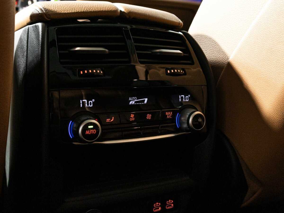 BMW 5 серии с пробегом — 2020 год. Фото: #18